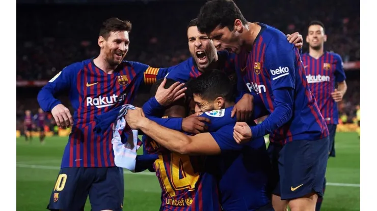 Messi festeja el gol más importante de la carrera de Malcom.