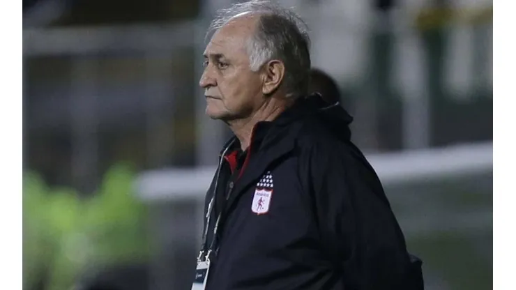 La enfermedad que pudo haber sacado al Pecoso Castro de América