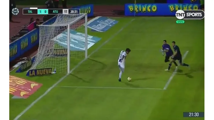 Dayro Moreno falló con el arco libre.