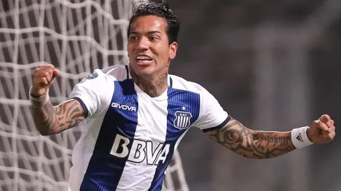 Dayro Moreno se redimió y fue figura.