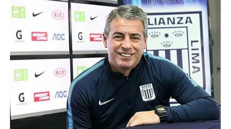 Pablo Bengoechea habló sobre su posible incorporación al Alianza Lima