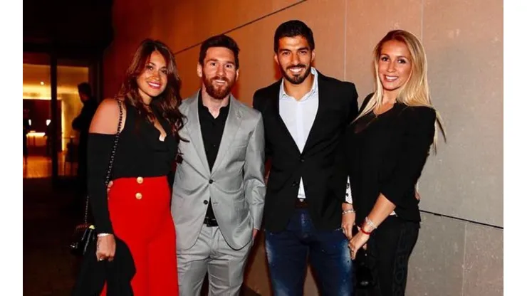 Foto de las dos parejas juntas.