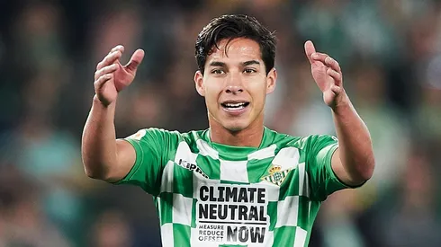 Lo de siempre: las redes se enfadaron por los pocos minutos de Diego Lainez