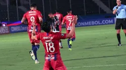 Zamora vs Cerro Porteño por la Copa Libertadores.