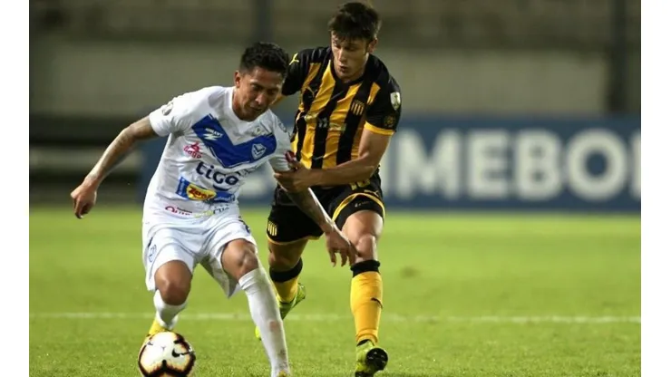 Peñarol y un pobre partido que lo complica de cara a la última fecha.