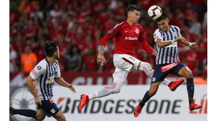 Alianza Lima vs Internacional por la Copa Libertadores.