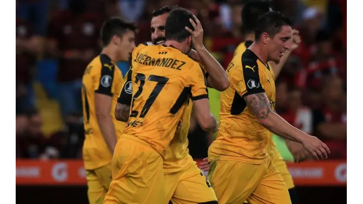San José vs Peñarol por la Copa Libertadores.