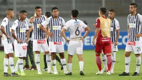 A Alianza Lima no le sale nada: no le cobraron un penal gigante y perdió ante Inter