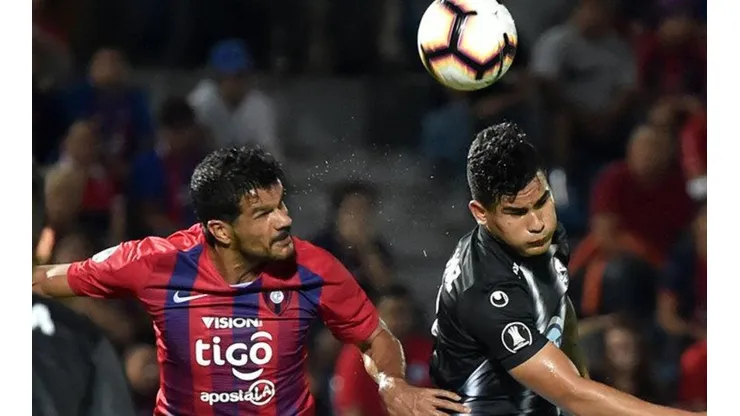 Zamora vs Cerro Porteño por la Copa Libertadores.