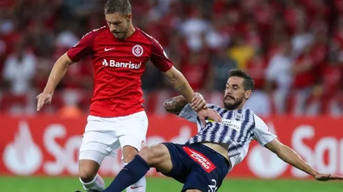 Alianza Lima vs Internacional por la Copa Libertadores.