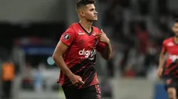 Wilstermann vs Atlético Paranaense por la Copa Libertadores.