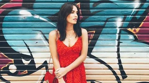 Lali Esposito se vistió de gala con un vestido negro y metió historia levantando la pierna