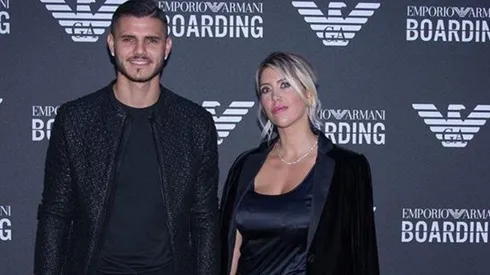 Wanda Nara subió una foto con Icardi en el auto y le pidió: "¿Me llevás?"