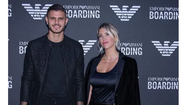 Wanda Nara subió una foto con Icardi en el auto y le pidió: "¿Me llevás?"
