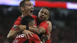 Wilstermann vs Atlético Paranaense por la Copa Libertadores.