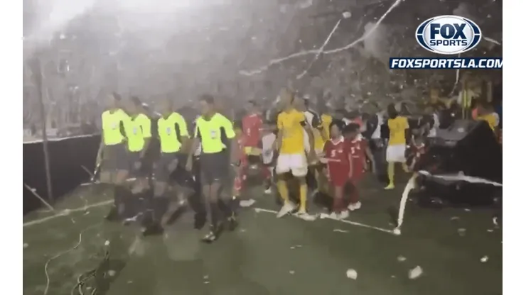 Impactante recibimiento de la afición de Tigres en la final de la Concachampions