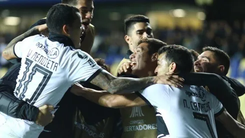 El festejo de los jugadores de Olimpia.