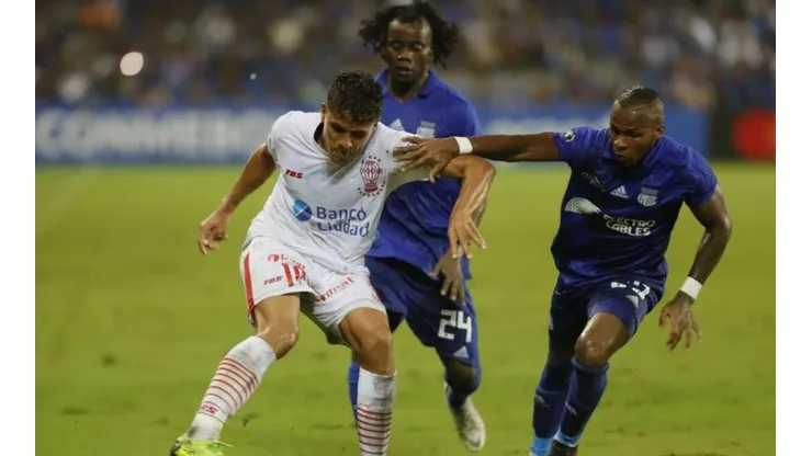 Huracán vs Emelec