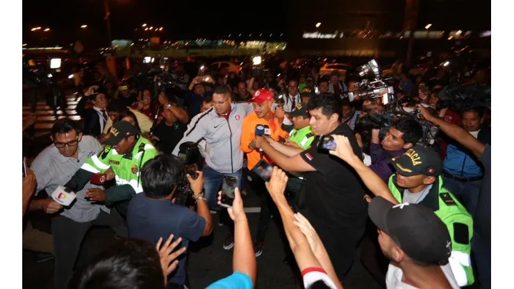 Se canceló el homenaje que se le iba a realizar a Paolo Guerrero