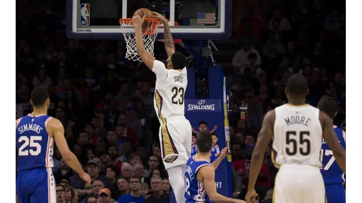 Los Sixers cambiarán una estrella por Anthony Davis si fracasan en los playoffs