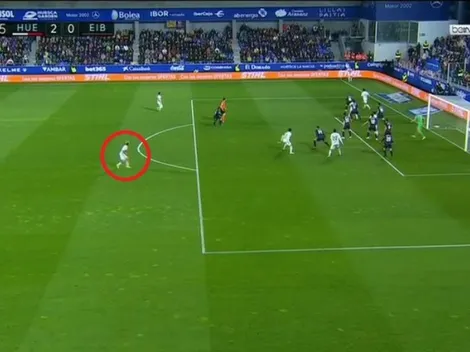 Está demente: 'Chimy' Ávila la agarró de volea y la clavó en el ángulo para un golazo memorable