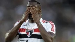 Gonzalo Carneiro vive horas negras en Brasil.