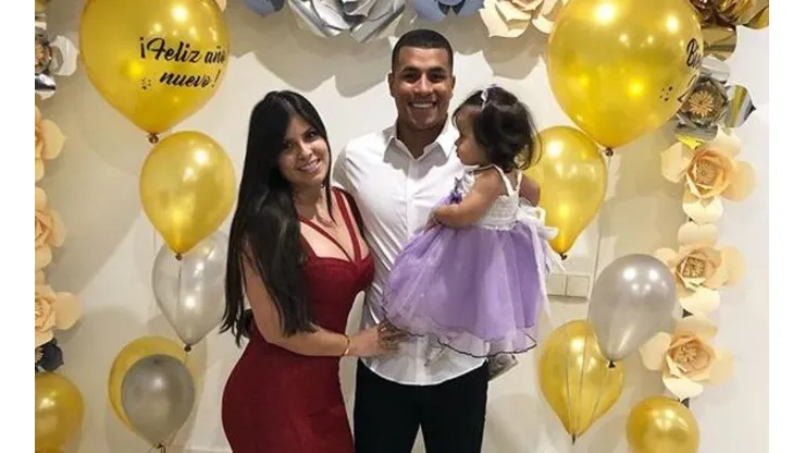 Foto de Jeison Murillo y su familia.