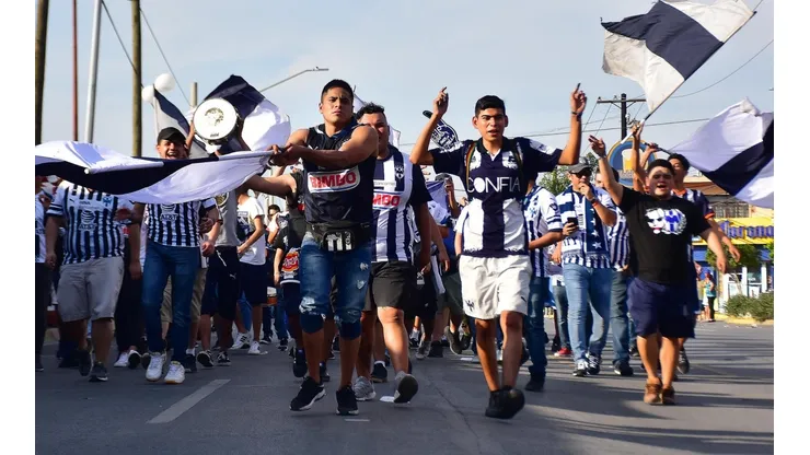 Barra "La adicción" anuncia caravana para la Final de Ida