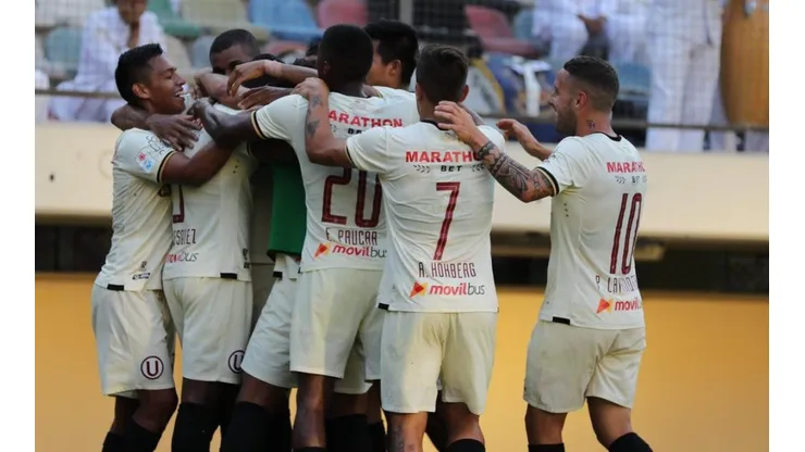 El festejo de los jugadores de Universitario.