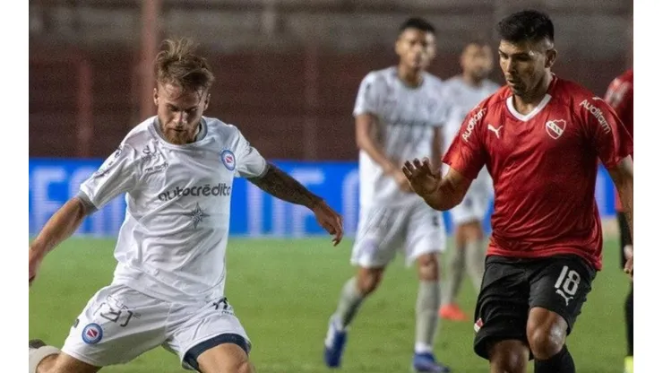 Independiente vs Argetinos Juniors por la Copa de la Superliga.
