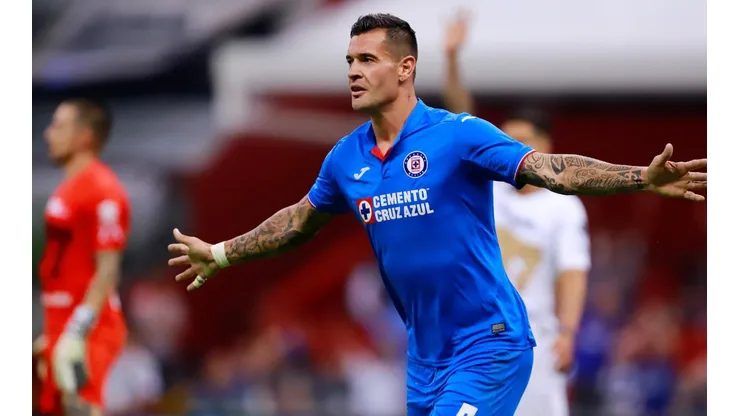 Noche redonda para Cruz Azul: ganó, casi calificó y eliminó a Pumas