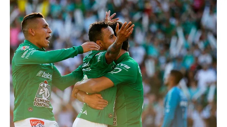 El León enamora a todos.