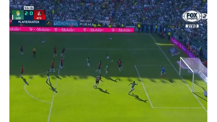 Tesillo puso el segundo para el León.