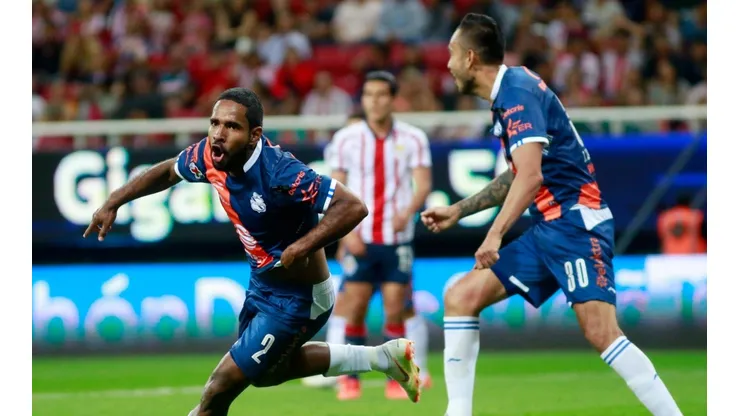 Chivas confirmó su penoso 2019 al ser eliminado por Puebla en casa