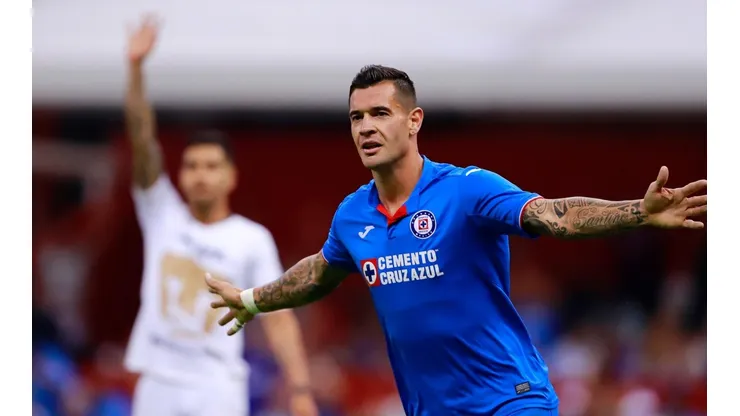 Cruz Azul consiguió una victoria clave ante Pumas.