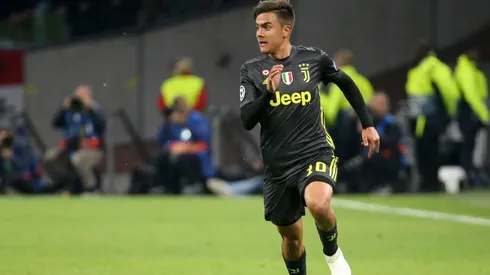 Paulo Dybala con la camiseta de Juventus.
