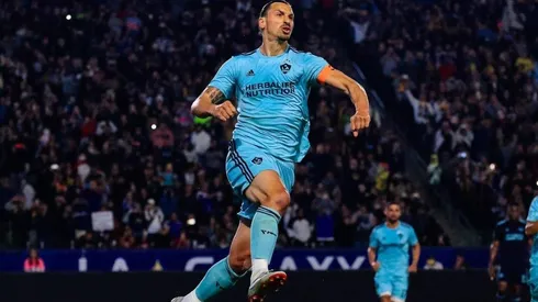Los Ángeles Galaxy de Guillermo y Zlatan ganaron sobre el final y son escoltas