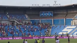 Con caballos tuvieron que controlar a enardecidos hinchas del Unión Magdalena