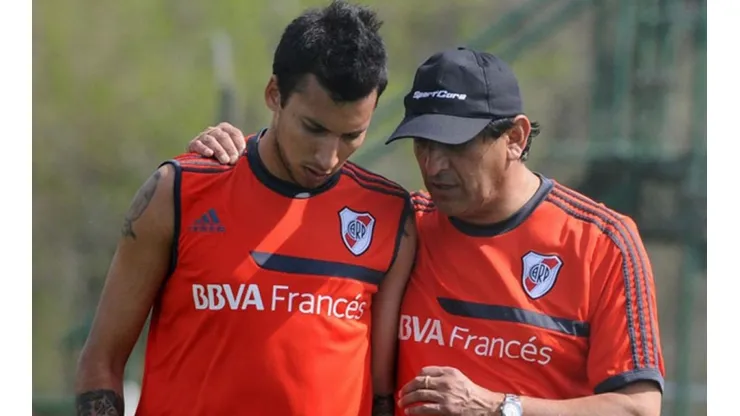 Vangioni saludó a lo Ramón Díaz