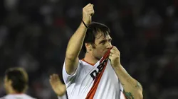 Cavenaghi y un huevo de pascua bien riverplatense.