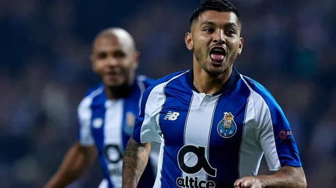 Sorpresa: finalmente, Tecatito Corona será titular contra el Liverpool en Champions League