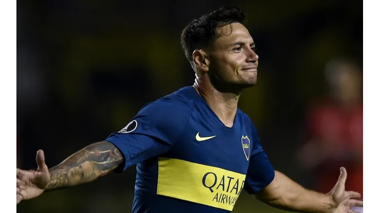 Mauro Zárate iría de titular.