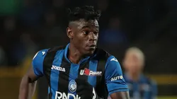 Sorpresa: a Duván Zapata le apareció una novia desde la Premier League