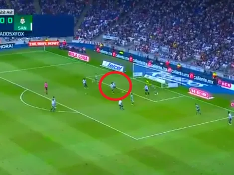 Pizarro finalizó una gran jugada de Rayados para la primera alegría de la noche