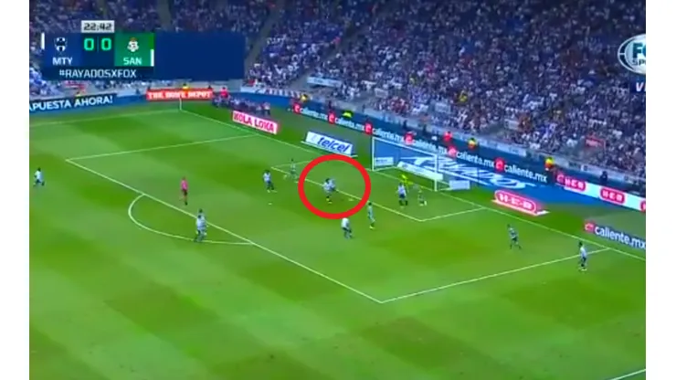 Golazo de Rodolfo Pizarro.