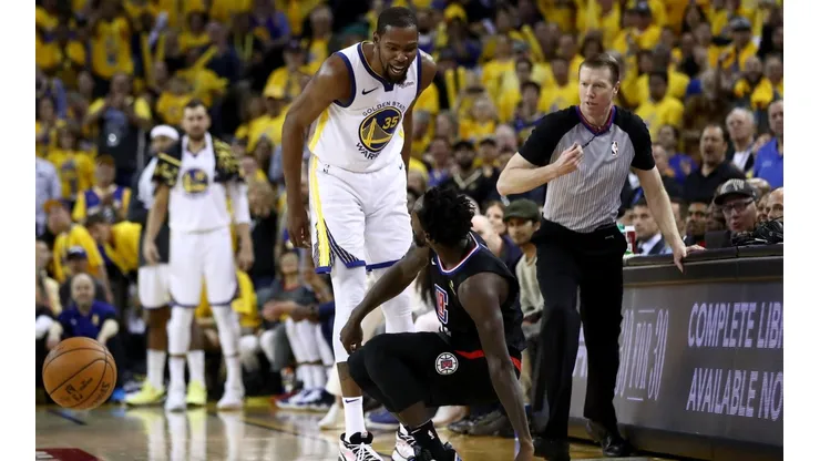 Steve Kerr se decepcionó de la acitutd de Kevin Durant en el inicio de los playoffs