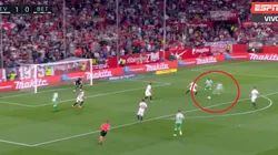 Lo Celso apareció desde atrás, le pegó de primera y clavó un golazo para Betis