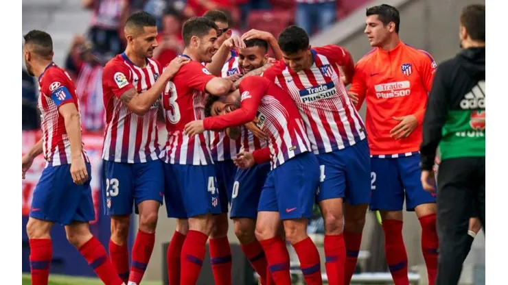 Atlético Madrid ganó de la mano de Griezmann y quedó a 9 del Barcelona