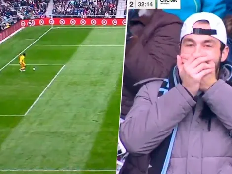 El blooper del año: el arquero quiso parar el balón, le pasó por abajo ¡y terminó en gol!