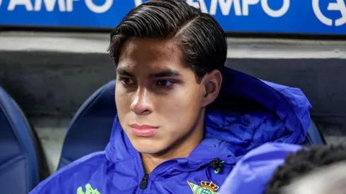 SIN LUGAR. Diego Lainez no estará en el banco de suplentes del Betis (Foto: Getty).